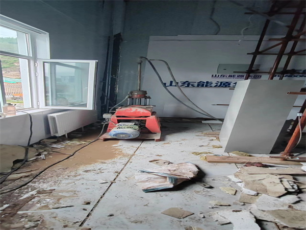 盘县地基基础下沉墙体裂缝加固注浆顶升施工